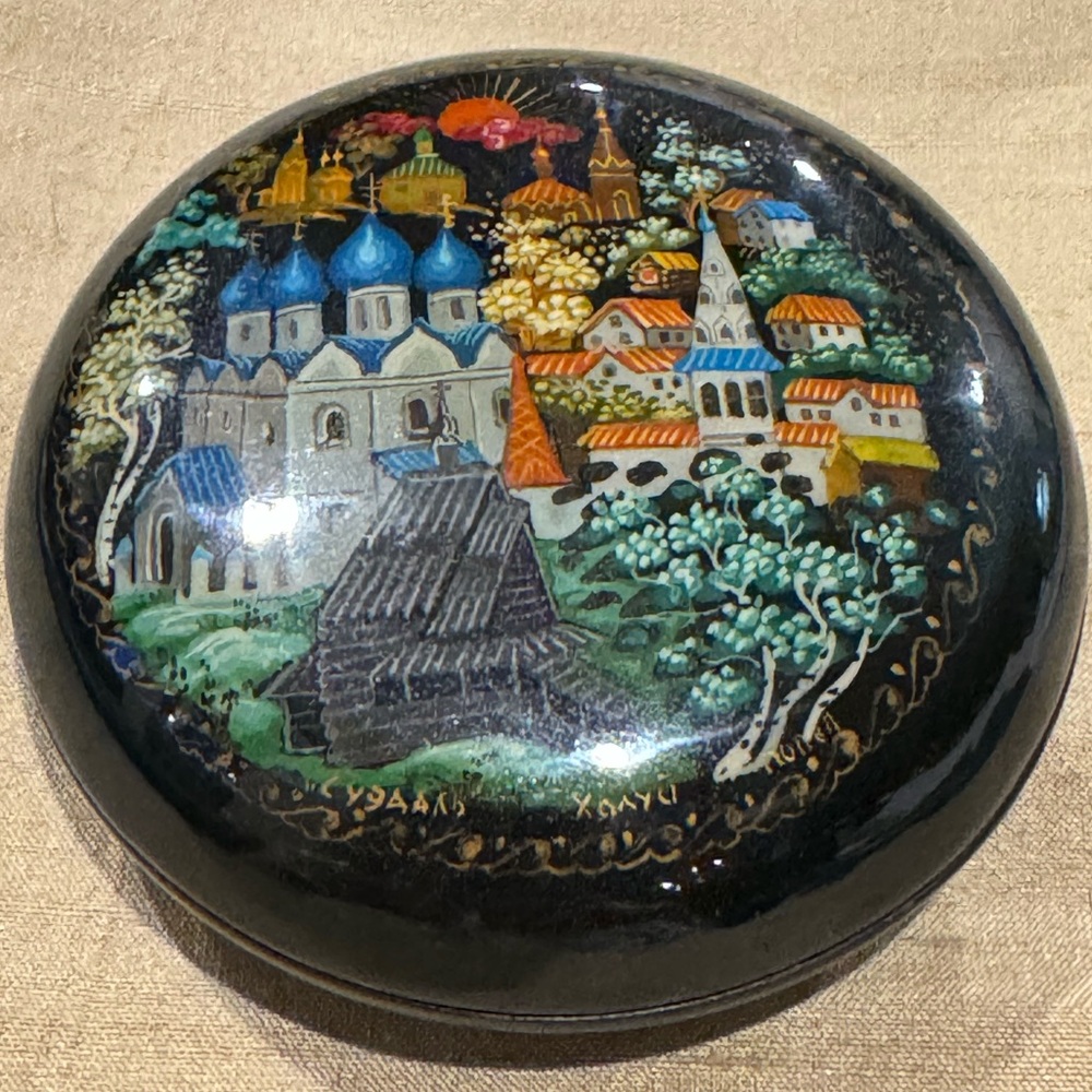 Vintage Signed, Hand-Painted Russian Lacquered Box of the Russian Town of Suzdal